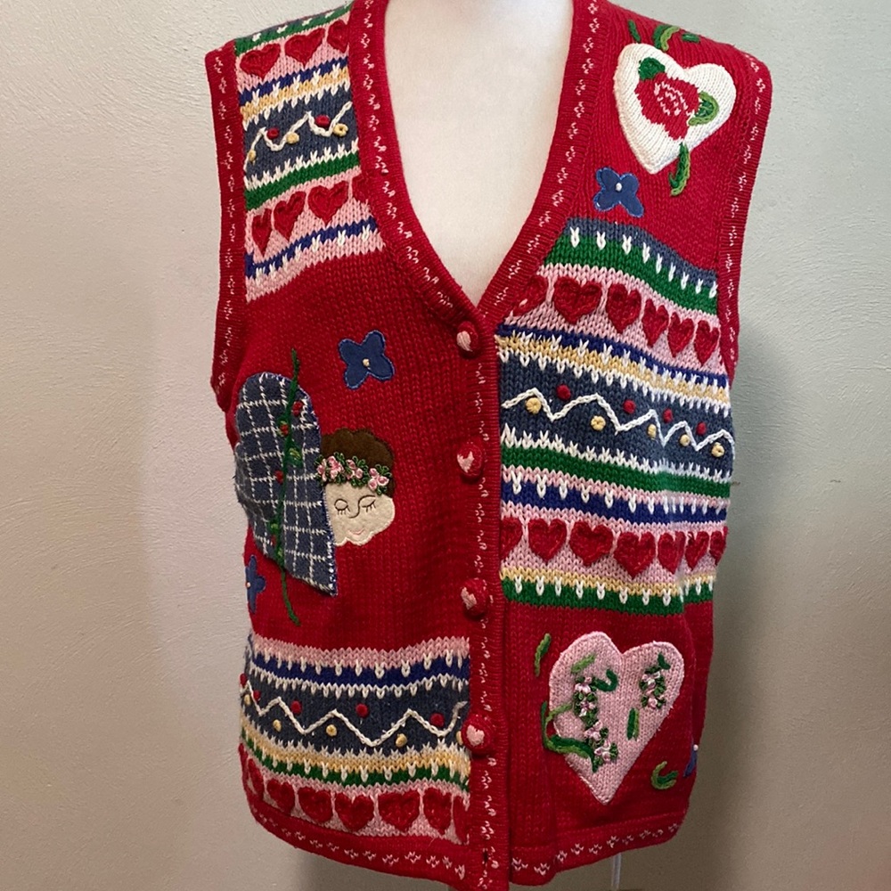 “Karen Scott” Valentines sweater vest in L